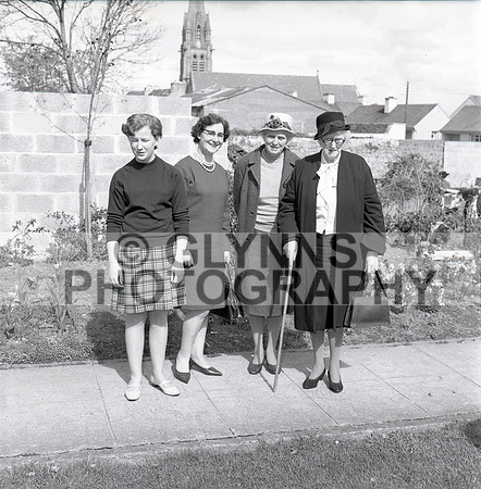 Tansey and Giblin, Betty (Wedding) 04-1968_0013