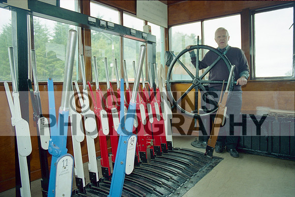 Castlerea Train Station (Sean Browne) 2003 0002