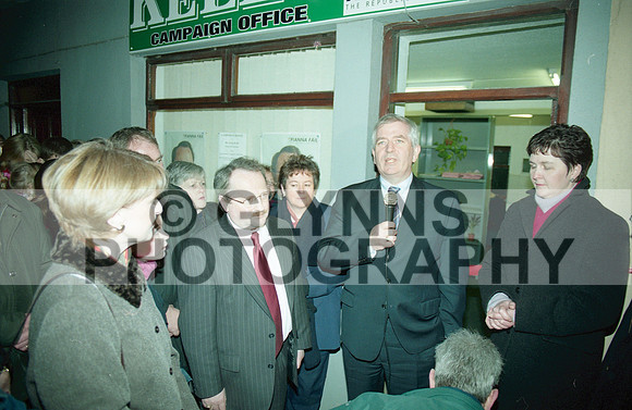 Castlerea Fianna Fáil (Charlie McCreevy and Dr. Greg Kelly) 2002 0006