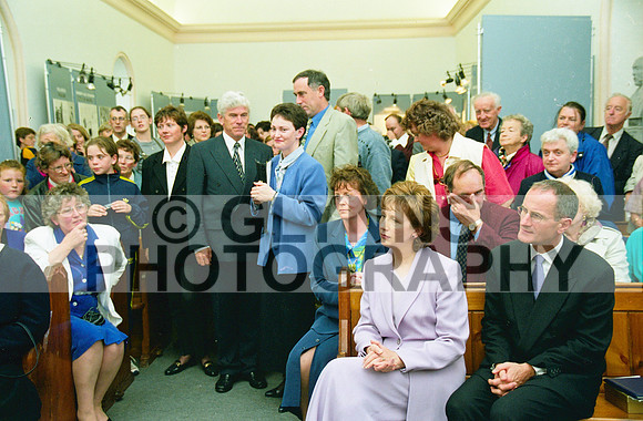 Ballaghaderreen Douglas Hyde Centre (President Mary McAleese) 1998 0017