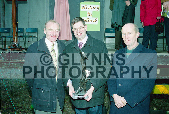 Glinsk Park Opening (Éamon Ó Cuív) 2003 0008