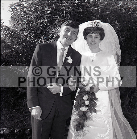 Malone, Andy and Darcy, Nora (Wedding) 10-1967_0014