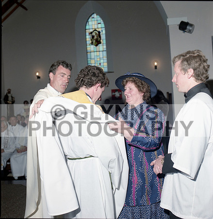 Devine, Fr. Padraig (Ordination - Frenchpark) 17-08-1988_0021