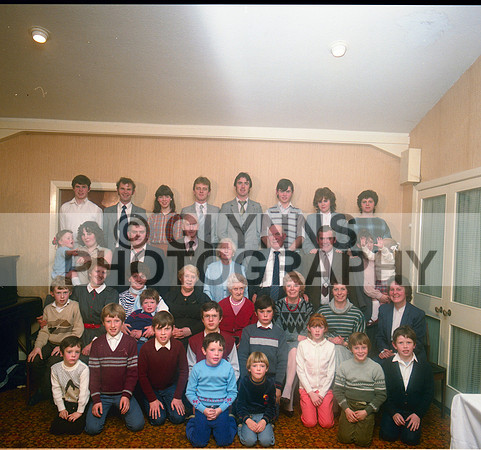 Owens, Theresa (Birthday Party - Abbey, Roscommon) 21-10-1984_0016