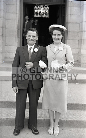 Winston, Alf and McDermott, Moira (Wedding - Castlerea) 1959 0002