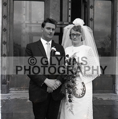 Thompson, Padraig and Margaret (Wedding)_0035
