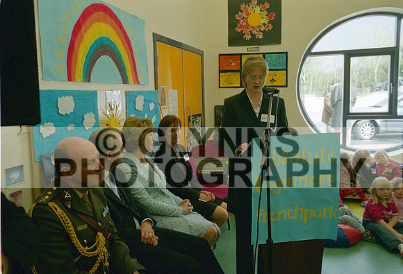 Frenchpark Childcare Centre Opening (President Mary McAleese) 06-04-2005 0009