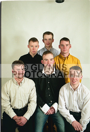Unknown Family (Studio) 2002 0003
