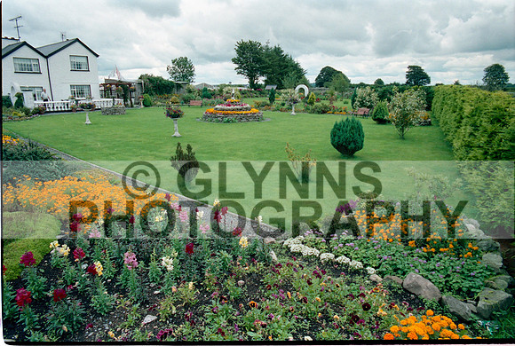 Bligh, Patsy (Garden) 1996 0004
