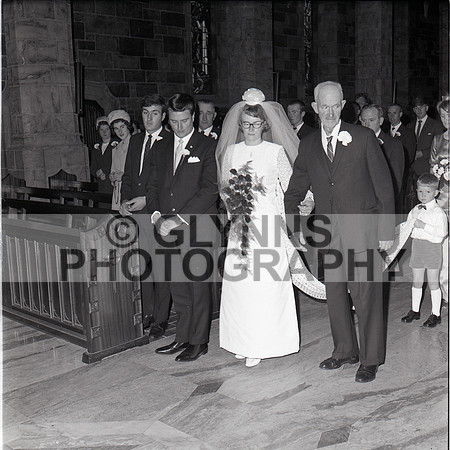 Thompson, Padraig and Margaret (Wedding)_0010