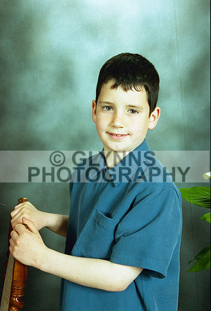 Unknown Family (Studio) 1999 (1) 0001