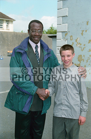 Ballaghaderreen St. Attracta's School (Boxer Visit) 1996_0016