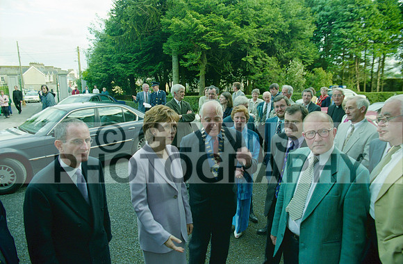 Ballaghaderreen Douglas Hyde Centre (President Mary McAleese) 1998 0012