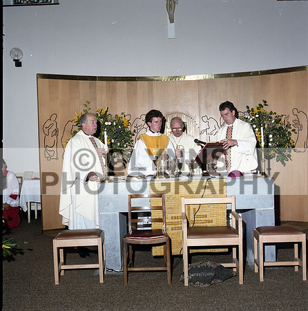 Devine, Fr. Padraig (Ordination - Frenchpark) 17-08-1988_0034