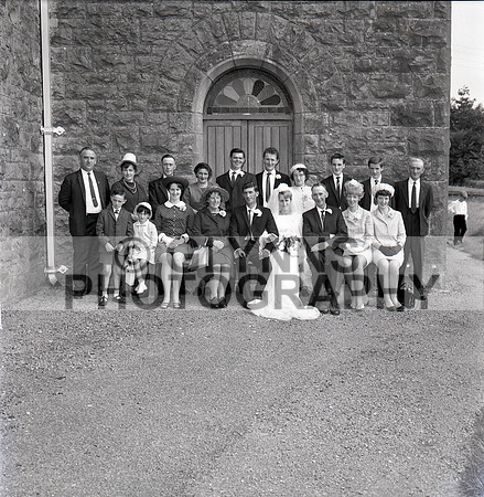 Giblin (Lisacul) and Shaunhnessy, Mary (Ballintubber) (Wedding) 28-08-1968_0007