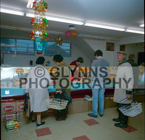 Ballaghaderreen Duffy's Londis 1984_0001