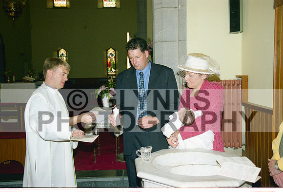 Castlerea Christening 02-08-1999 0012