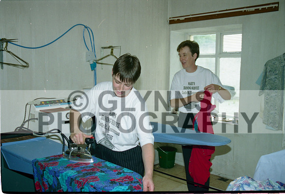 Roscommon Mary's Ironing Service (Castle St.) 1999 0005