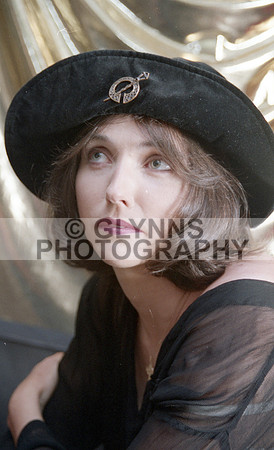 Unknown Makeover 1996 0032