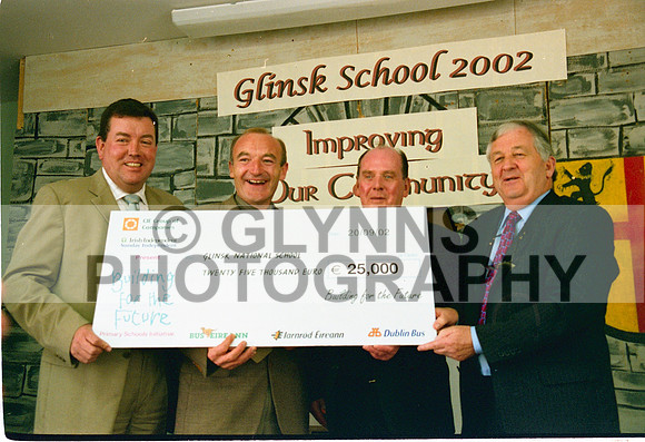 Glinsk School (25th Anniversary) 2002_0012