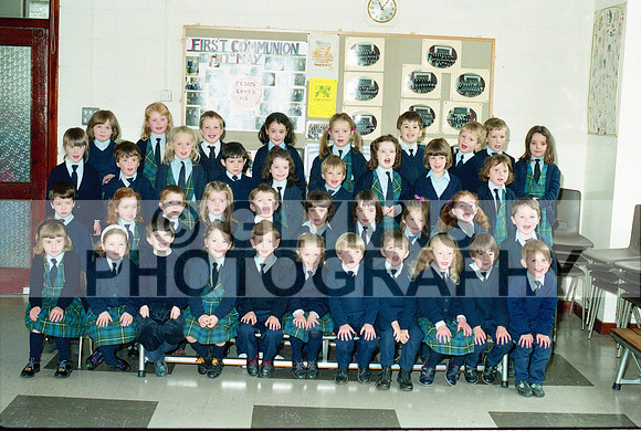 Castlerea St. Ann's Infant Class 1992 0002
