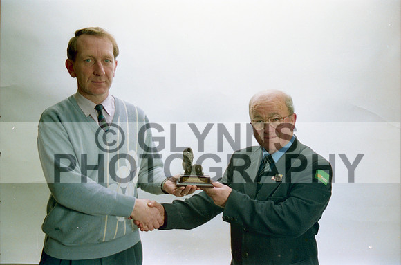 Burke, Danny (Award Presentation) 1996 0002