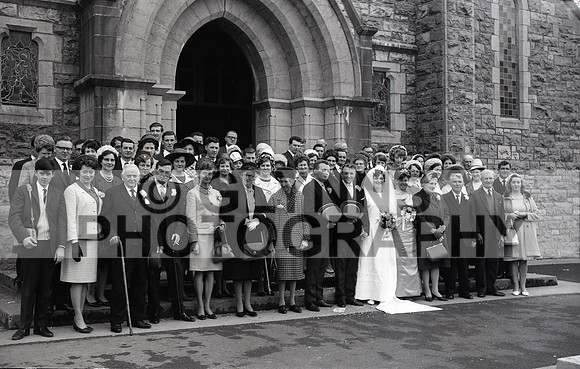 Tansey and Giblin, Betty (Wedding) 04-1968_0040