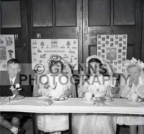 Castlerea Communion 1954_0079