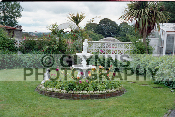 Bligh, Patsy (Garden) 1996 0001